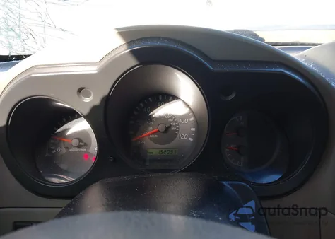 2002 Nissan Xterra Xe z USA, uszkodzony, nr VIN 5N1ED28Y22C547980